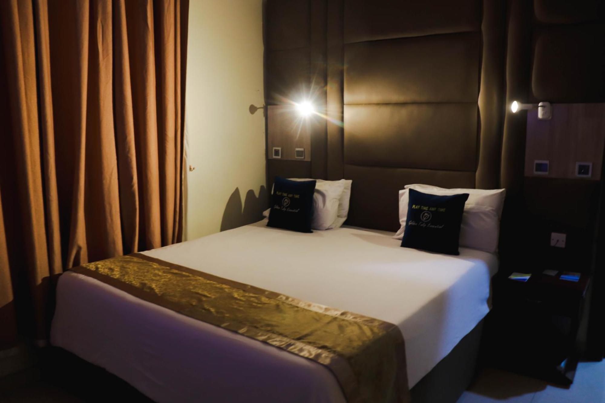 Golden Tulip Hotel- Evergreen פורט הרקורט מראה חיצוני תמונה